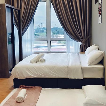 Valley Suites By Wyatthomes Kuantan Extérieur photo