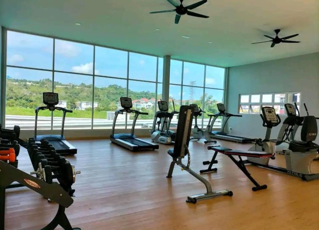 Valley Suites By Wyatthomes Kuantan Extérieur photo